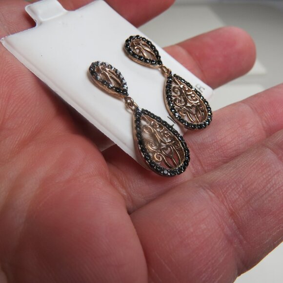 Sterling Silver Earring Hand Crafted - Picture 1 of 2